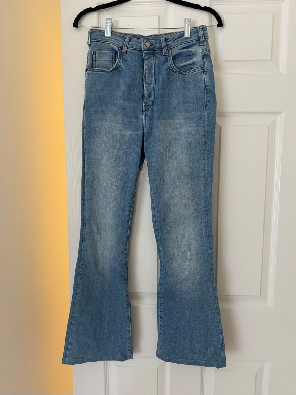 Women's Pilcro Light Blue Flare Jeans - Classic High-Rise Denim